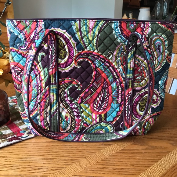 Vera Bradley tote bag in Heirloom Paisley print - Picture 2 of 4